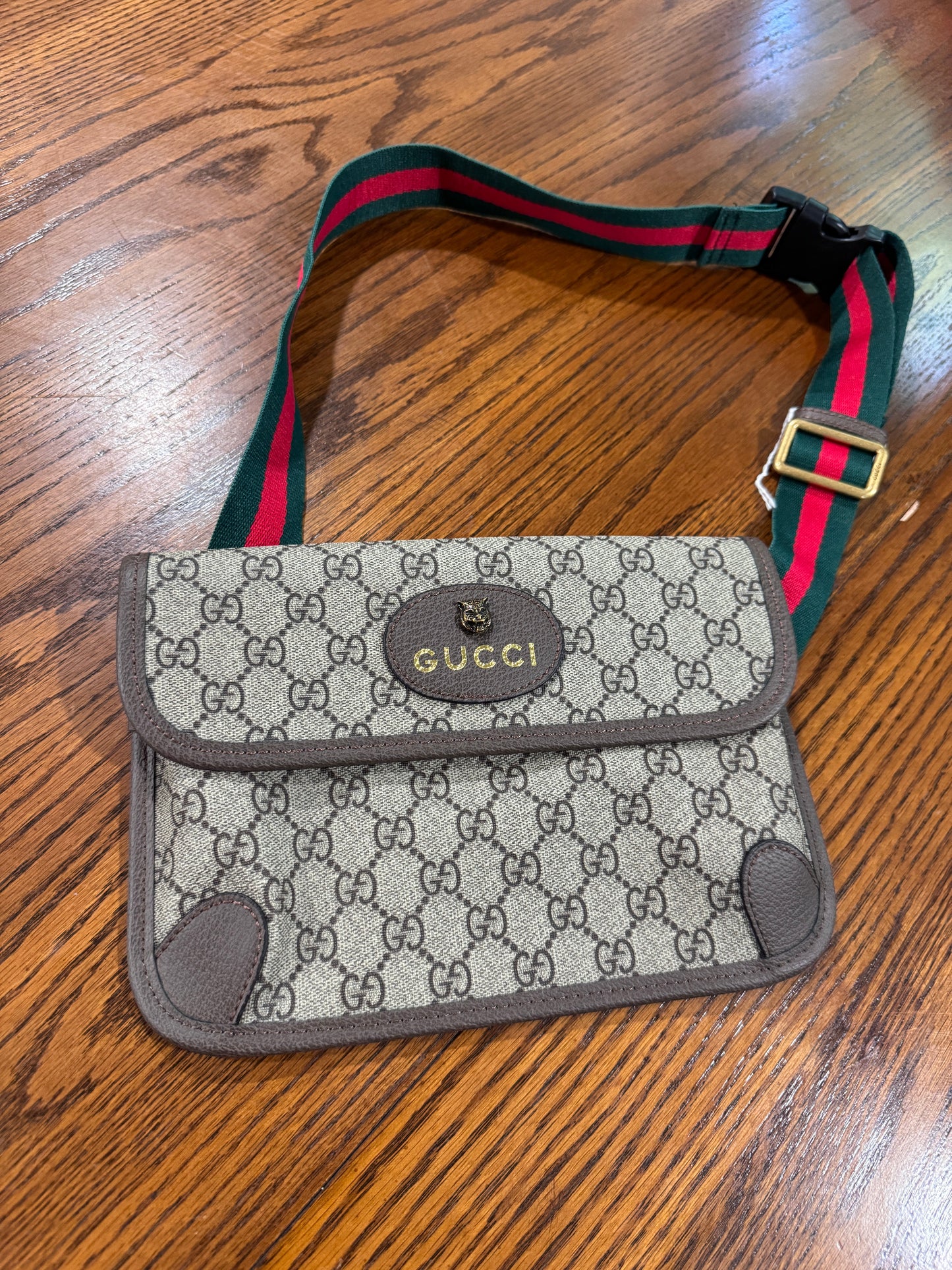 ST Purse